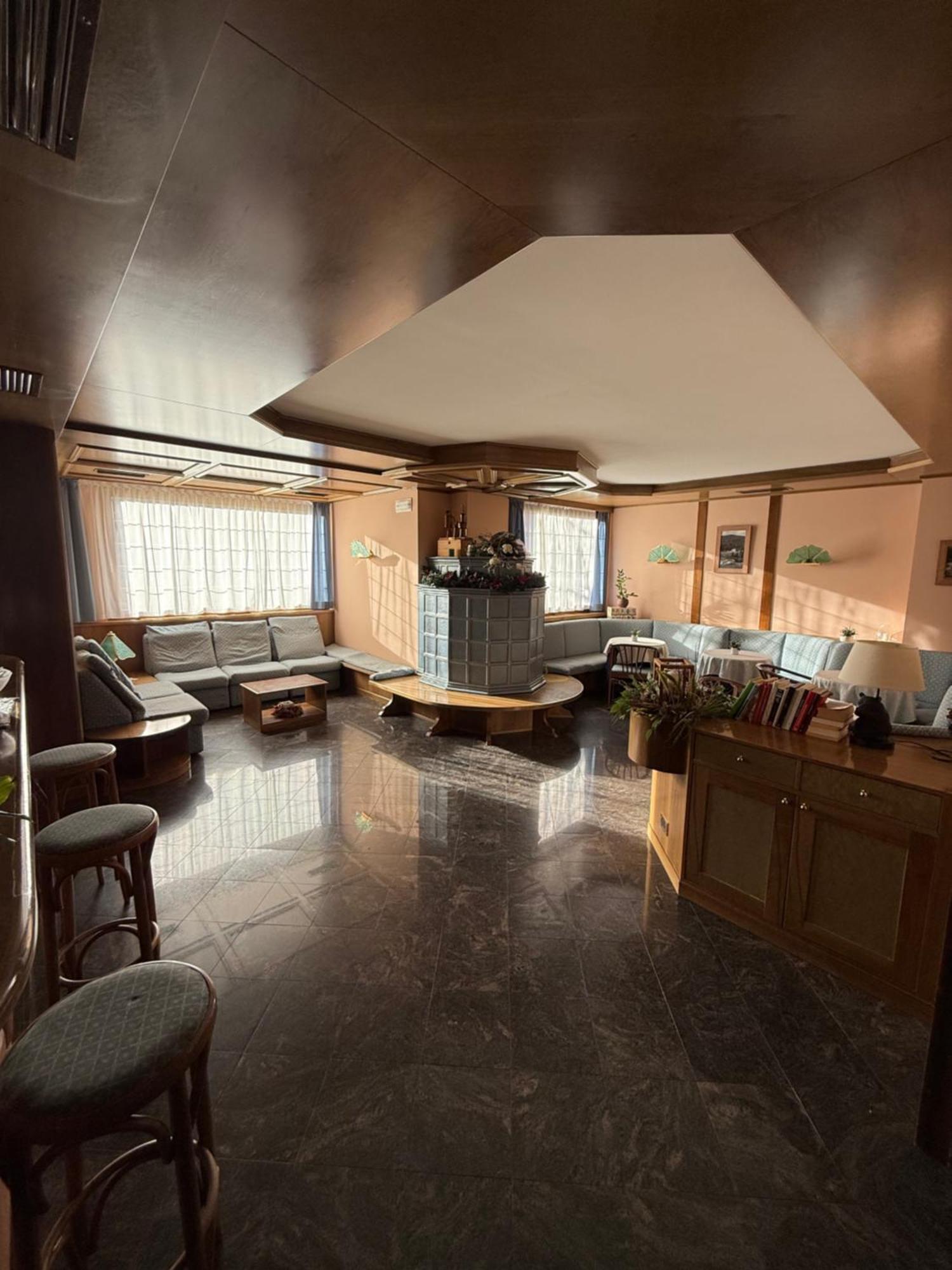 Hotel Quadrifoglio Pinzolo Eksteriør bilde