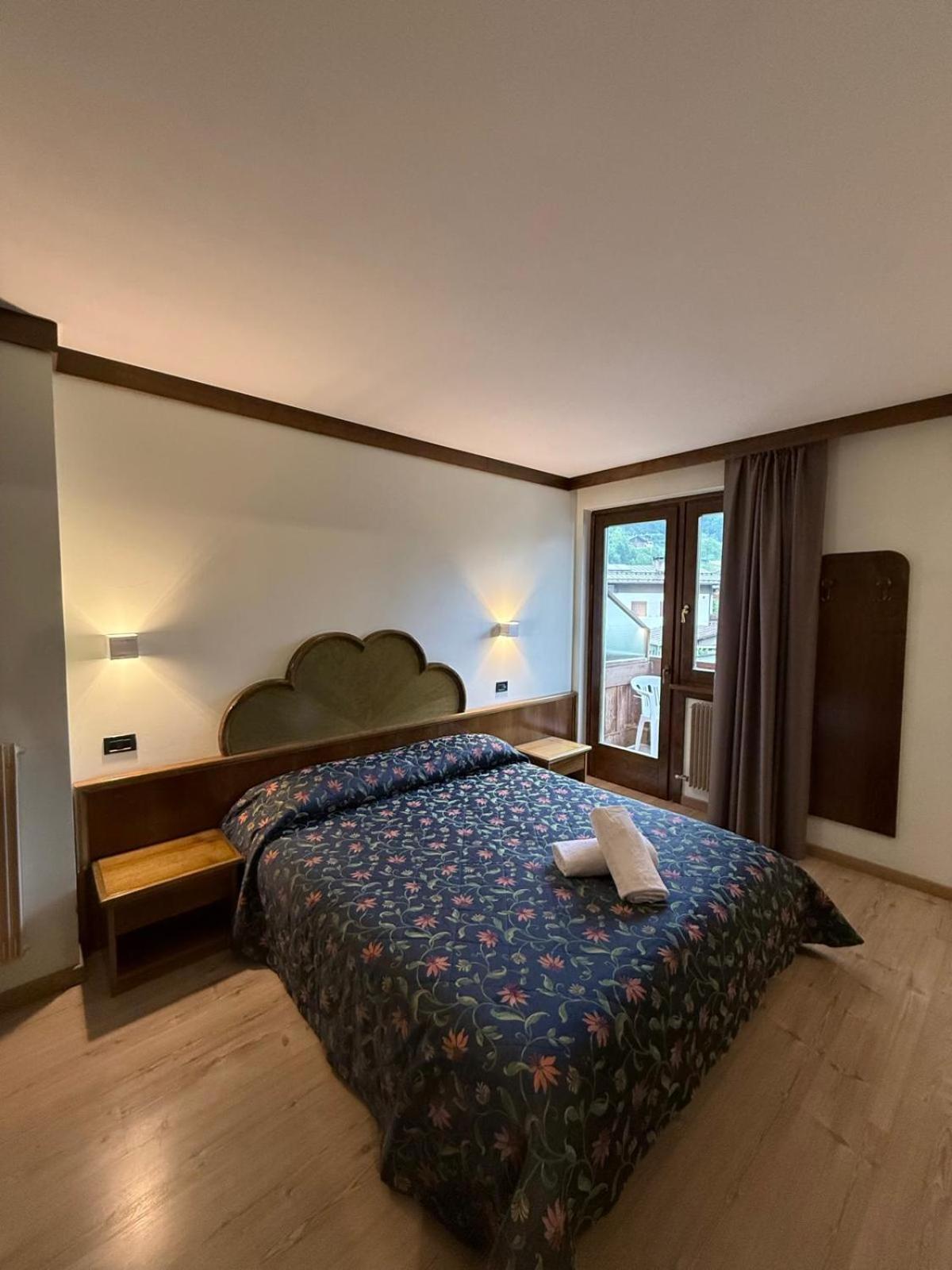 Hotel Quadrifoglio Pinzolo Eksteriør bilde